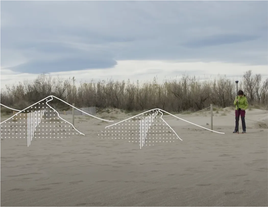 Sant Pere Pescador's beach with dunes drawed